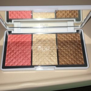 Pür bronze and brighten